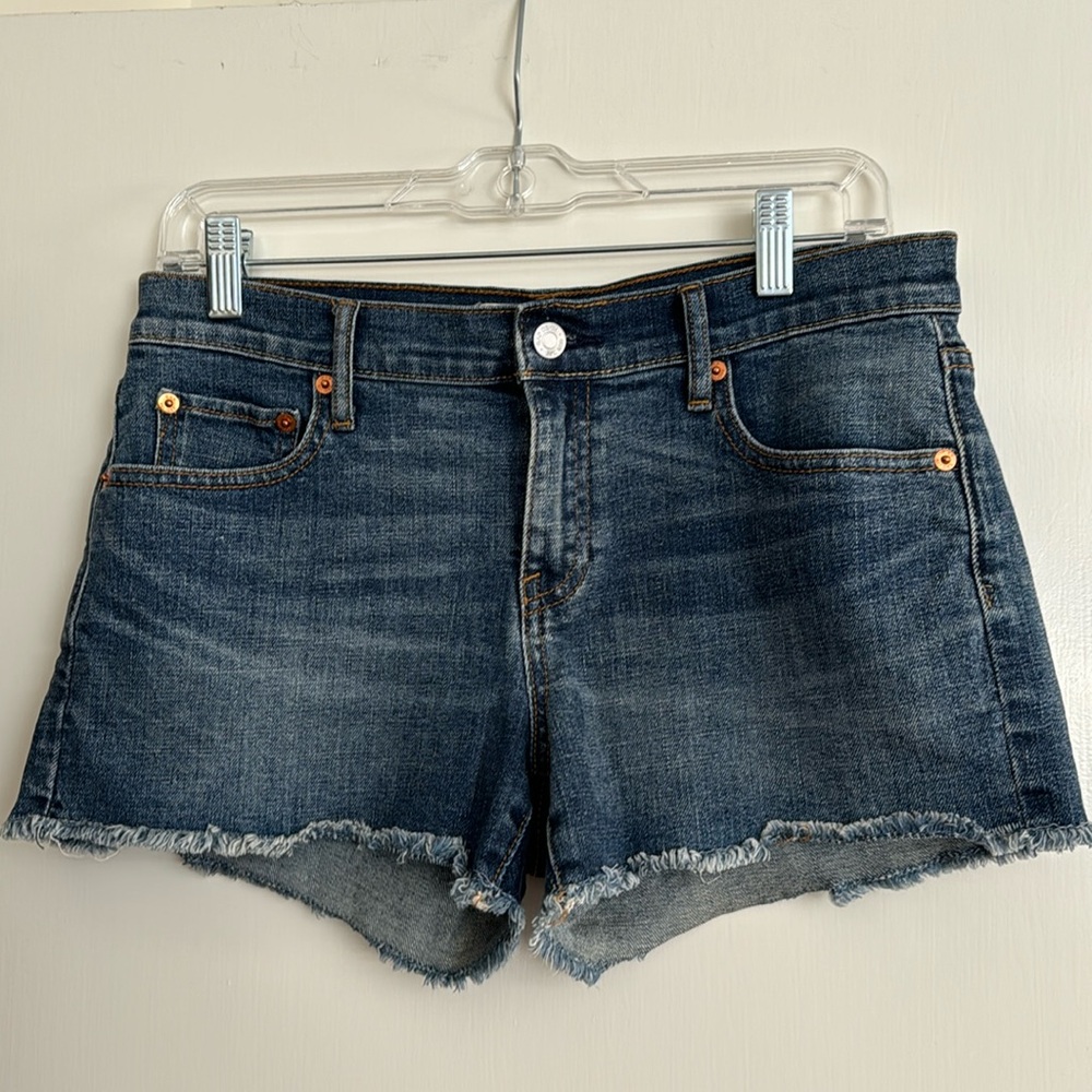 GAP women’s Jean shorts size 27